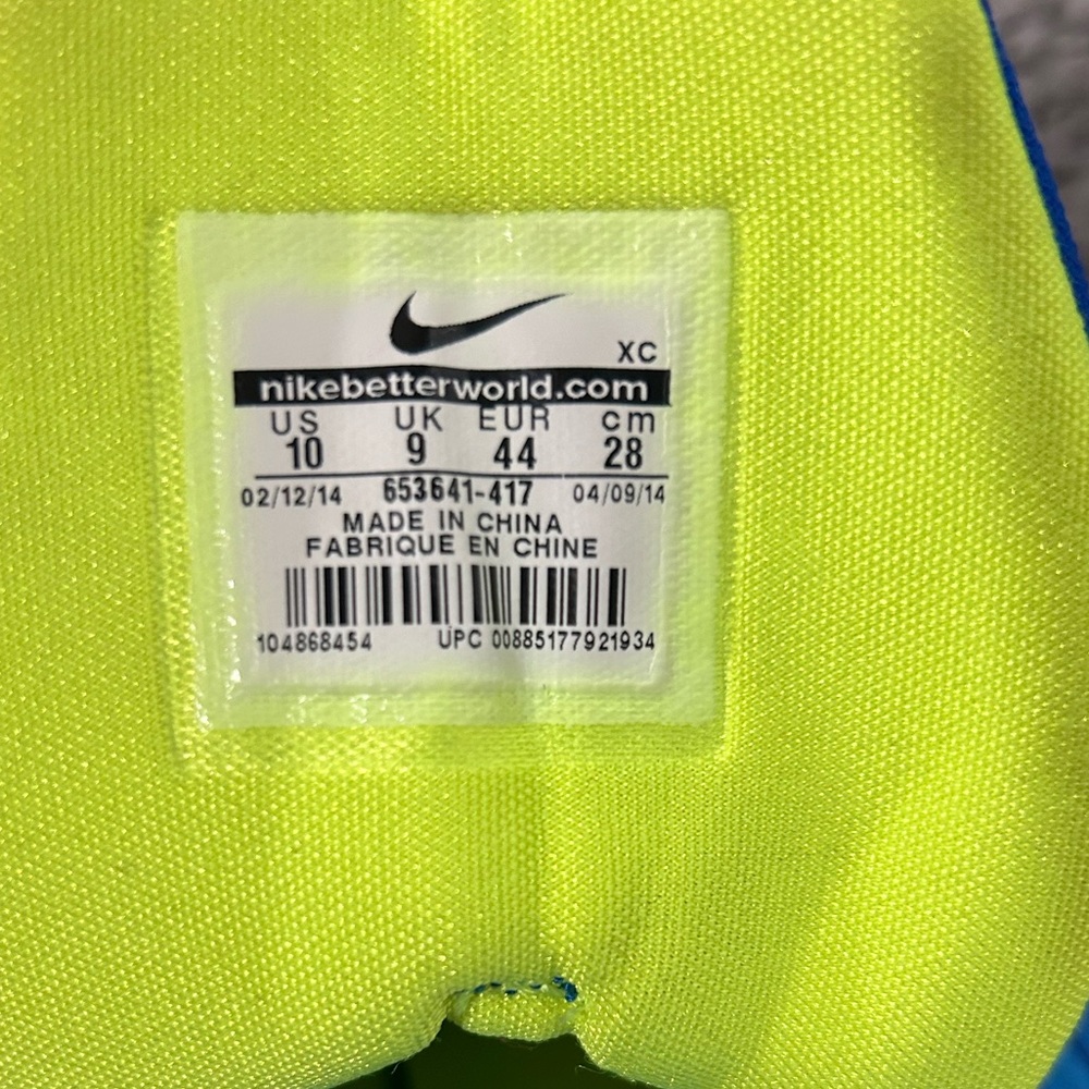 Nike size 10 blue/green